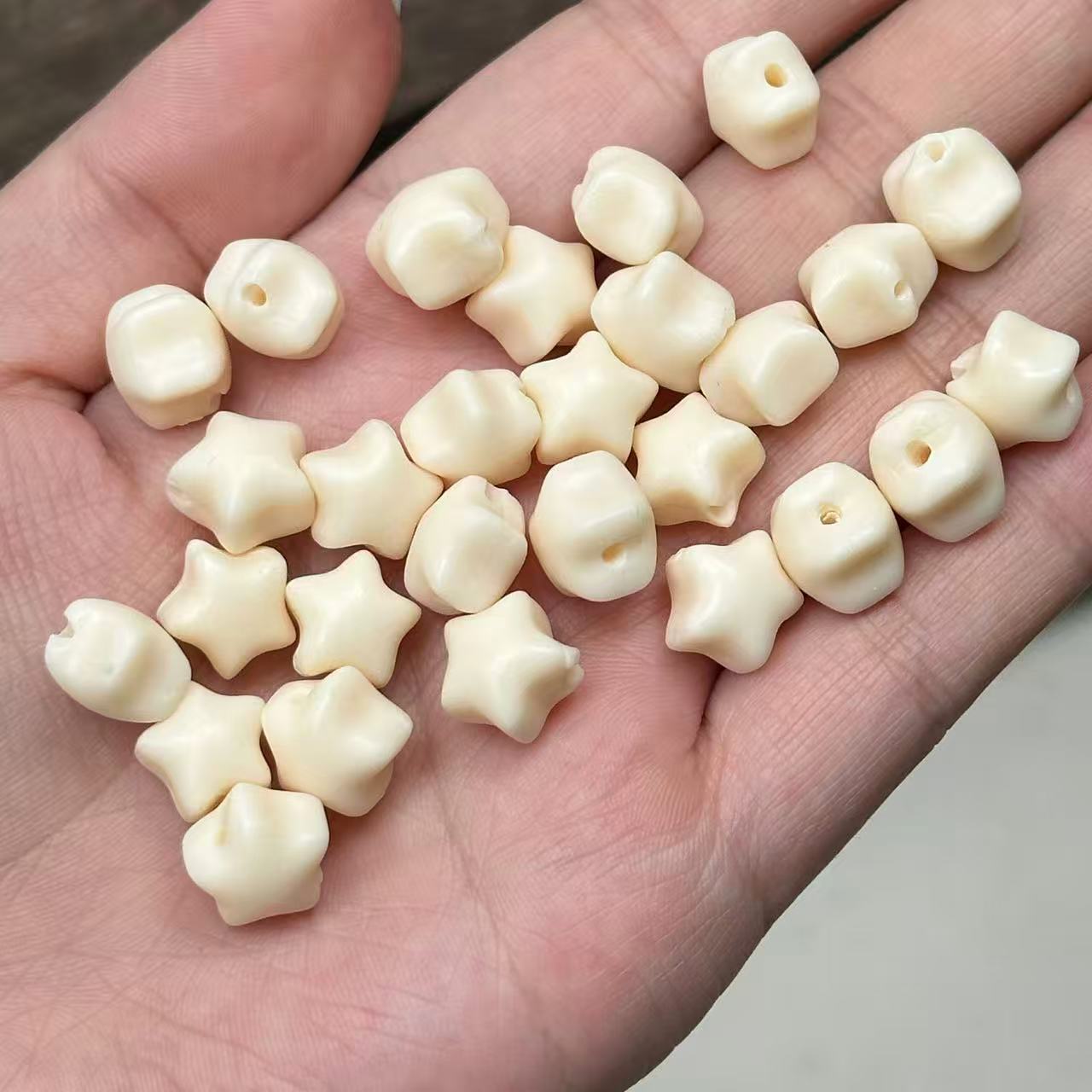 Ivory Fruit Little Star Carving with Beads DIY Bodhi Fruit Bracelet Super Cute Accessories Handheld Accessories for Men and Women