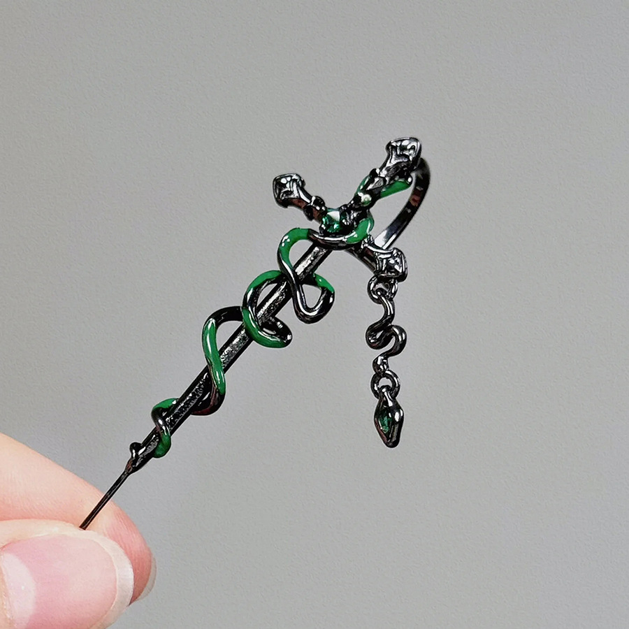 Cross-Border Dark Style Snake Winding Ear Hooks Slytherin Snake Courtyard Piercing Earrings Exaggerated Punk Earrings