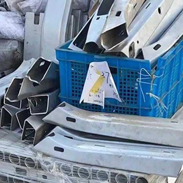 Low-Voltage Complete Distribution Cabinet Recycling Door-To-Door Removal Free Valuation Choose Us to Save Your Time and Effort