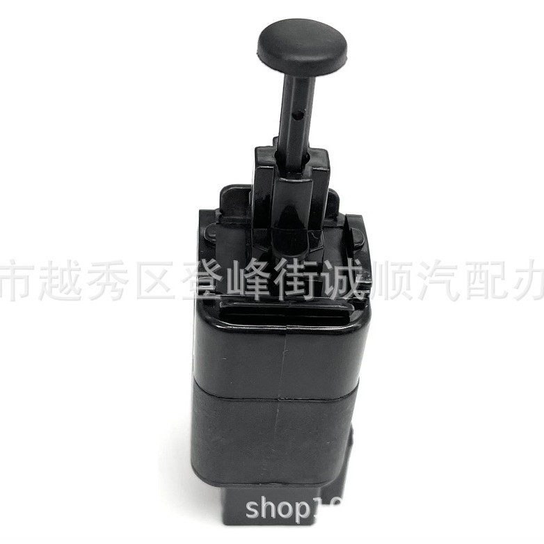 96440925 Excelle brake light switch 96552789Aveo96874570 Daewoo 2 plug 4 plug brake light