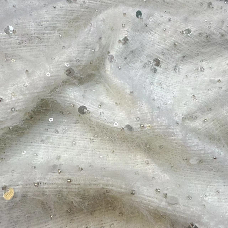 Поставки от производителя, твидовая ткань с золотой вышивкой для пальто и платьев осенне-зимней коллекции