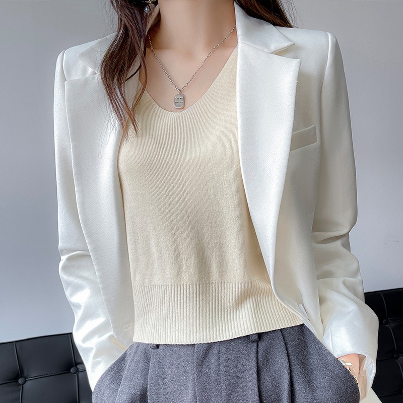 23 Spring/Summer New Women's Mulberry Silk Knitted Vest with Ice Silk Inner Layer, Suitable for Layering with a Blazer, Sleeveless with Side Breast Coverage, Gold Small
