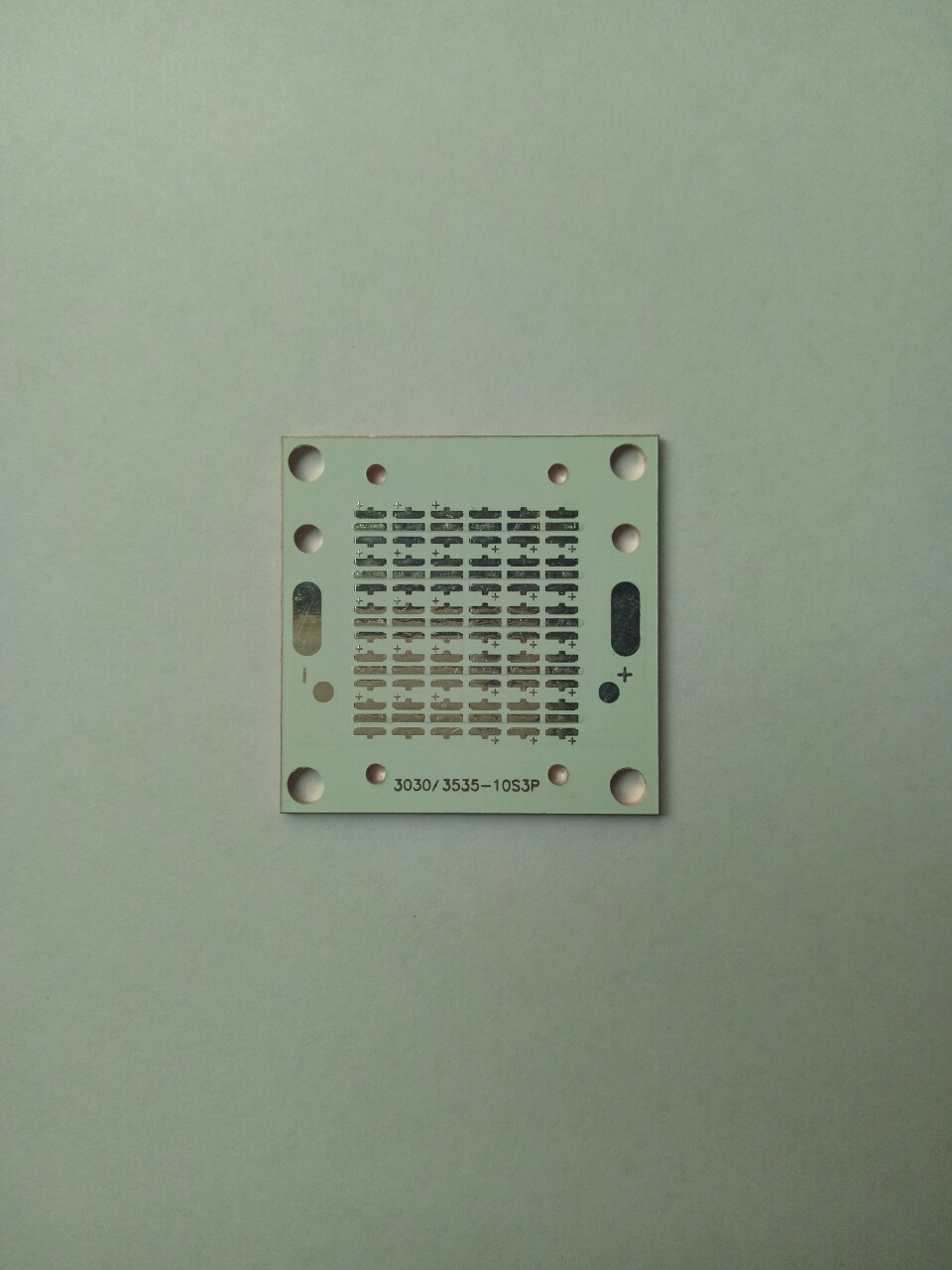 Односторонняя светодиодная печатная плата медный субстрат квадратный 40мм термоэлектрическая разделительная медная PCB