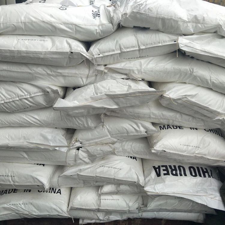 Bisphenol a Industrial Grade 99.9% Content Bpa Plastic Plasticizer 80-05-7 Ton Package Small Package in Stock