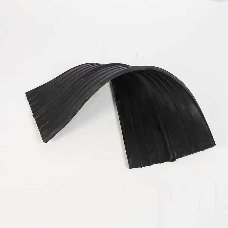 Rubber Water Stopper Embedded Steel Plate Type 300/400/651 Back-Mounted External Construction Engineering Waterproofing Belt