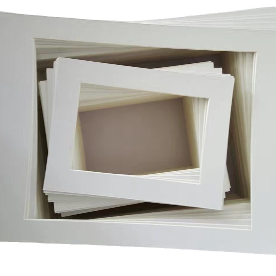 Photo frame lining white cardboard manufacturers supply oblique cutting 45 degrees can be contributed to make various shapes lining cardboard