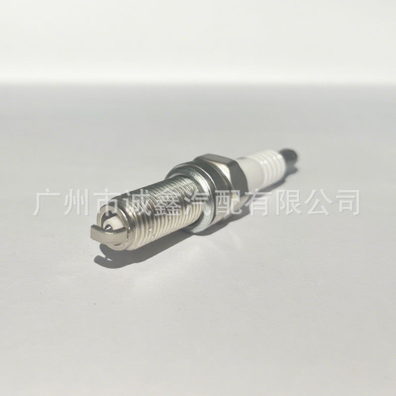 Cross-border wholesale high quality Iridium spark plug 04E905612 applicable to new Jetta Santana Lavida
