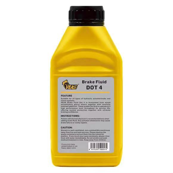 Source Factory Wholesale 250ml Brake Oil Fully Synthetic Clutch Oil Motor Vehicle Brake Fluid Dot4 Disc Brake Oil