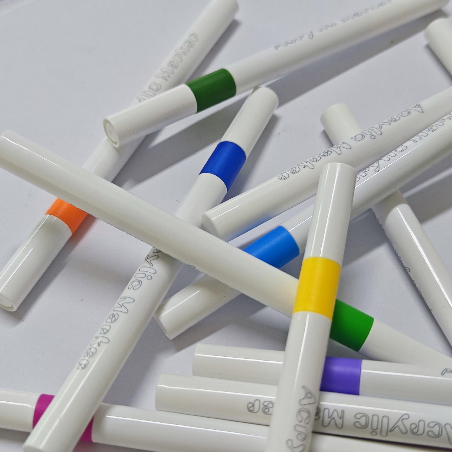 Factory direct environmental health acrylic marker DIY stackable color art graffiti brush water marker pen
