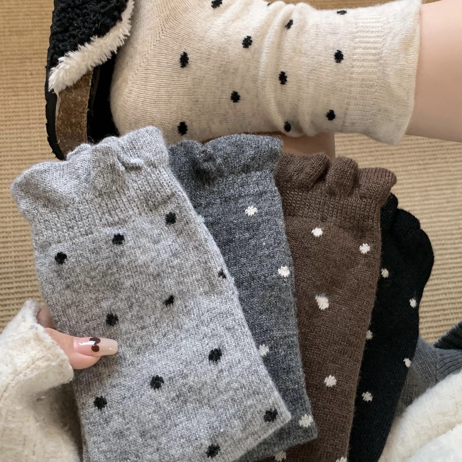 Wool Socks with Ruffles, Polka Dot Mid-Calf Socks for Women, Sweet and Elegant Slouch Socks, Thickened for Autumn and Winter, Warm Lace Socks