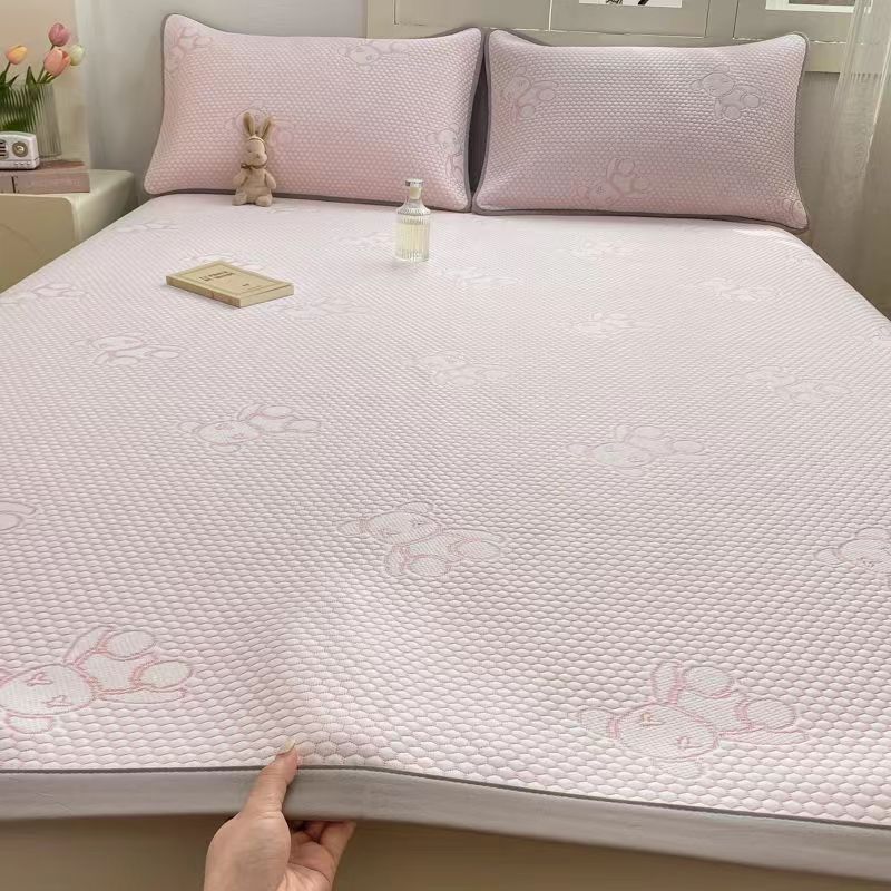 2024 Hot New Ice Doudou Jacquard Ice Bear Series High Color Value Cool Bean Soft Mat Set of Three Washable