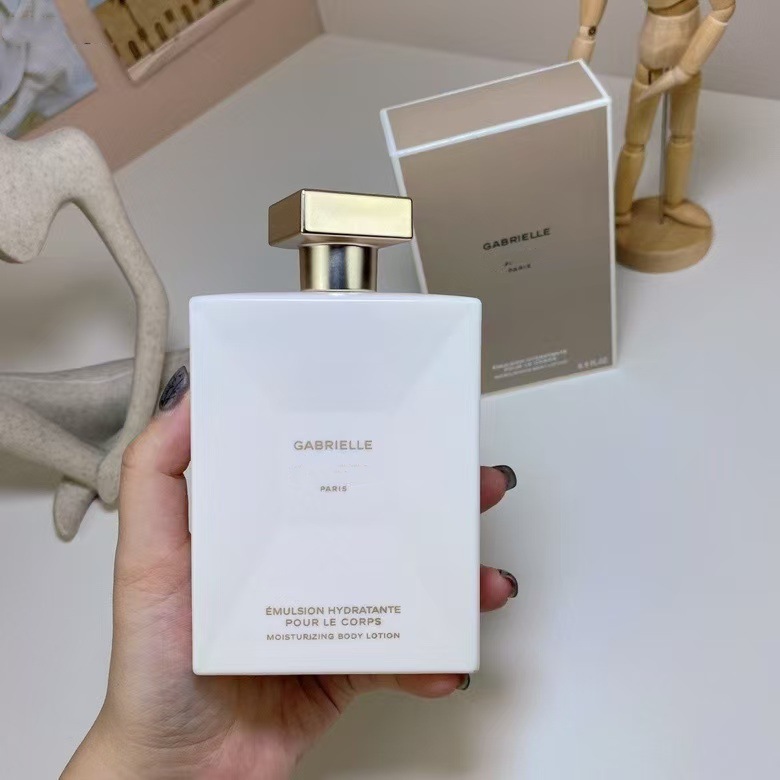 Garber Body Milk 200ml Moisturizing Moisturizing Improve Dry Skin Anti-dry Cracking Wholesale Hair