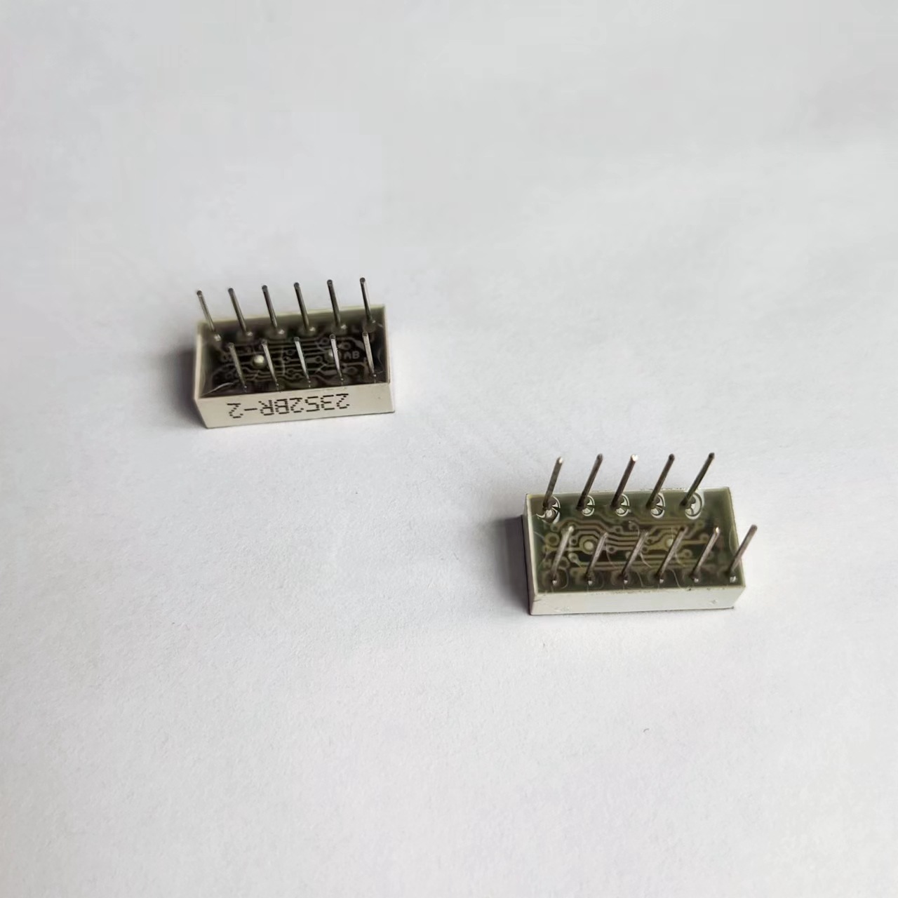 0.25 inch 3 three wide feet LED digital tube 2352AW-2 Yin BW-2 Yang factory direct high quality