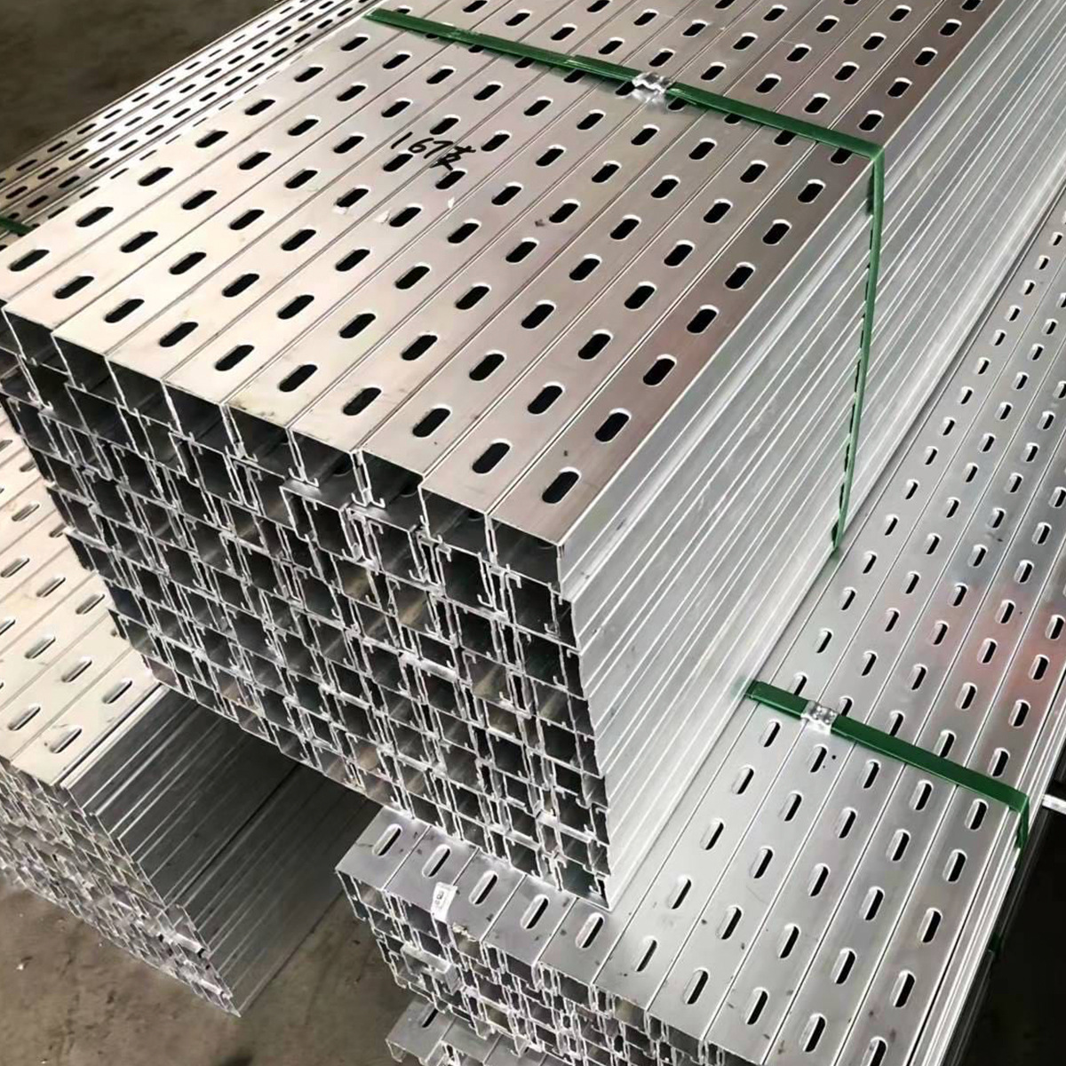 Hot-dip galvanized C- shaped steel factory anti-seismic bracket photovoltaic bracket purlin rail 41x 41 punching C- shaped groove steel U-shaped steel
