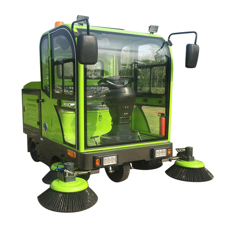 Large Five-Brush Sweeping Vehicle Cleaning Vehicle 240 Hanging Bucket Four-Wheel Driving Sweeper for Factory Workshop Use