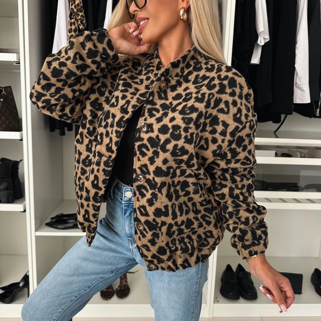 2025 Spring and Autumn American Retro Hot Girl Leopard Print Tops Women's New Loose Casual Tops Design Niche Tops