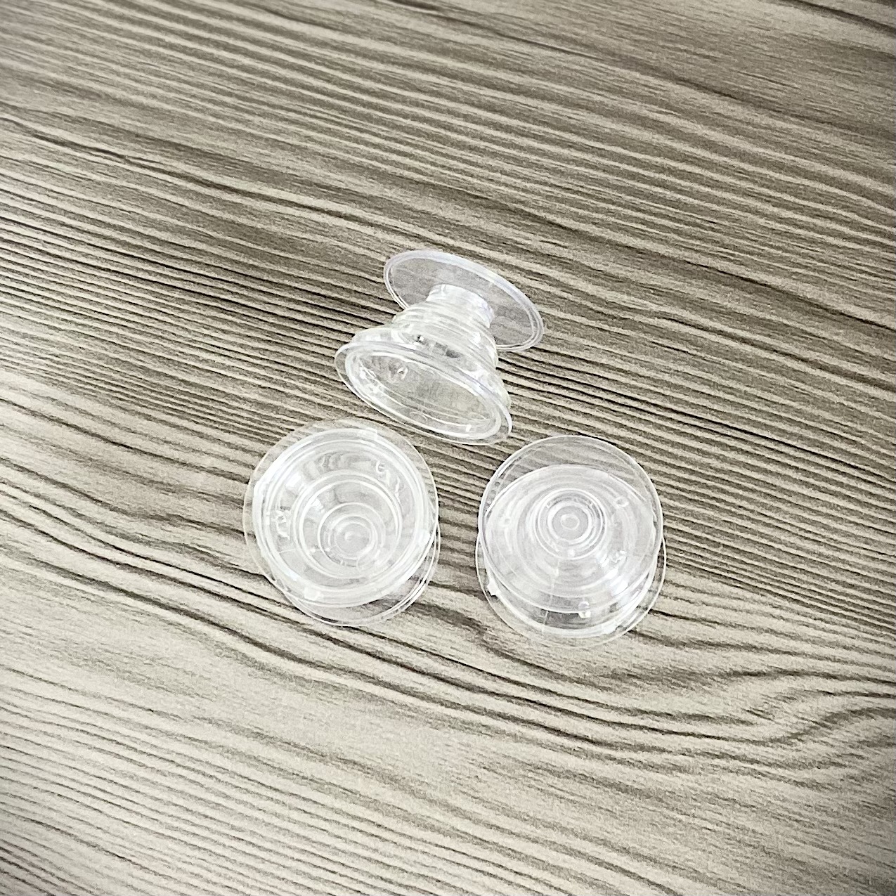 Plastic Mobile Phone Live Broadcast Airbag Holder Flat Groove Peach Heart Material Retractable and Foldable