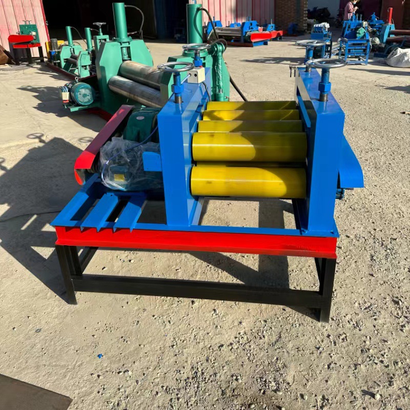 Coat roller leveling machine does not hurt the plate copper aluminum stainless steel metal frosted plate leveling machine mirror wire drawing plate leveling machine