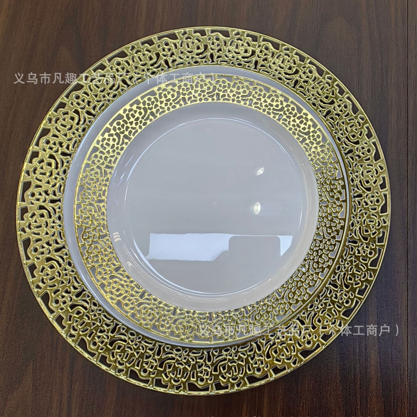 Spot Disposable Plastic Tableware Plate Ps Cut Out Rose Disc Gold and Silver Party Party Export Tableware