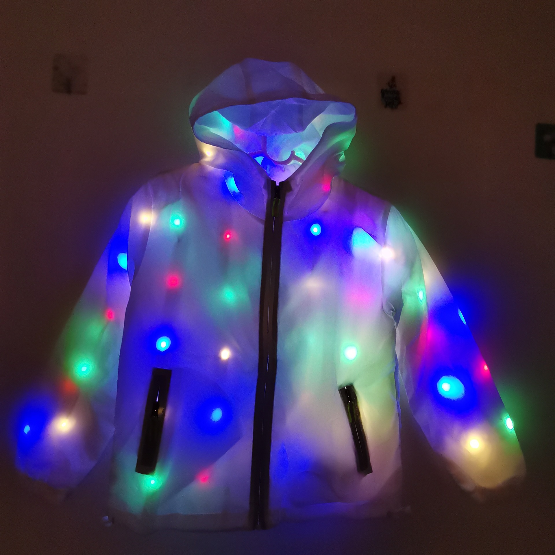 Cross-border Amazon LED luminous clothes children's colorful luminous coat Christmas party flash stage performance clothes