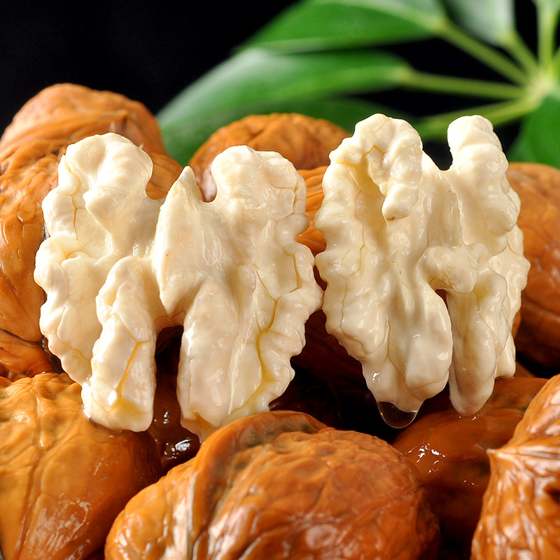 [2025 New Fruit] Yunnan Wet Walnuts Direct Delivery 2.5kg Fresh Tender Walnuts Seasonal Thin-Skinned Pecans Fresh Walnuts
