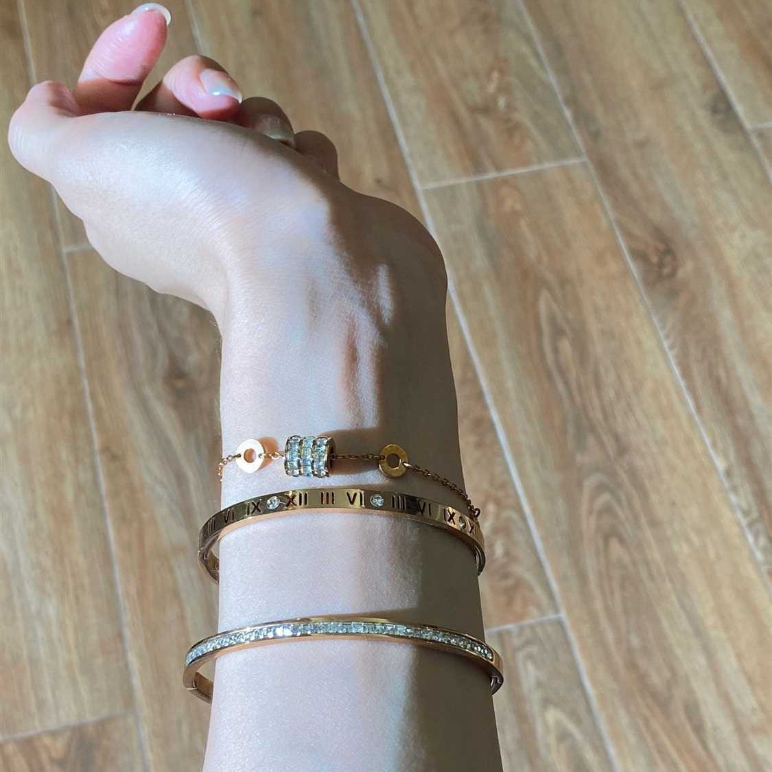 New Titanium Steel Non-Fading Roman Numeral Bracelet Ins Accessible Luxury High-End Stackable Flash Diamond Small Waist Bracelet