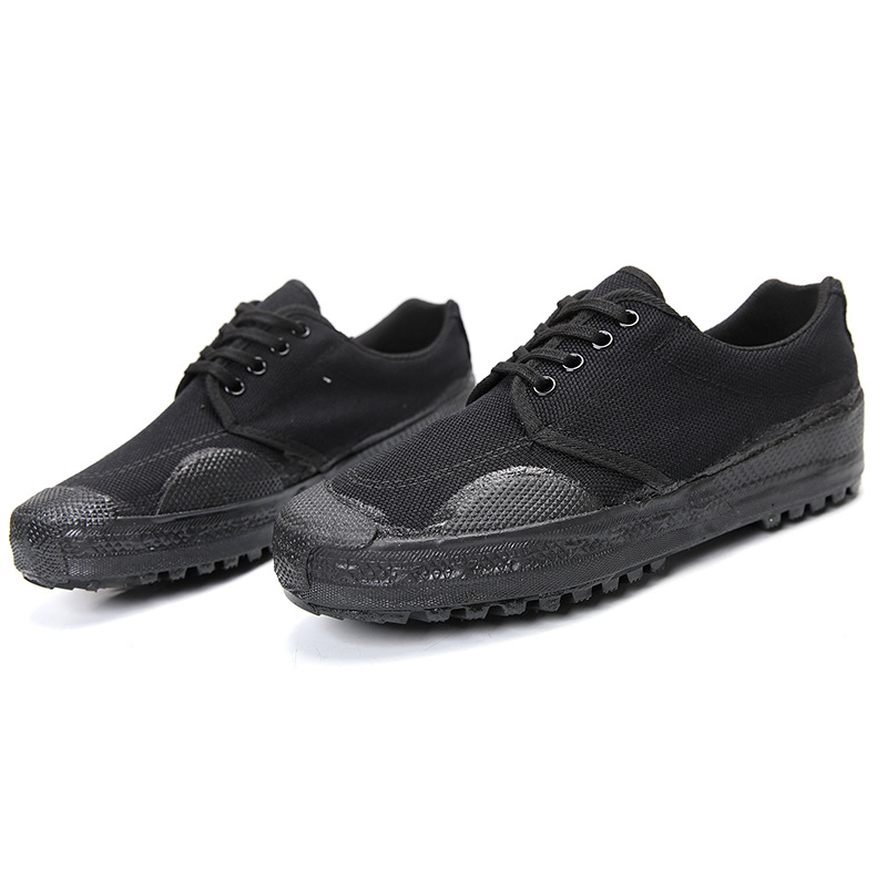 3537 Genuine Liberation Rubber Shoes Security Training Labor Protection Work Shoes Canvas Shoes Black Outdoor Training Hiking Shoes
