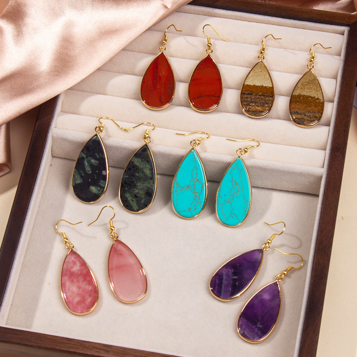 Zhuhang Jewelry Cross-Border New Natural Stone Earrings Light Luxury High-End Earrings Blue Pine Green Eye Stone Earrings Wholesale