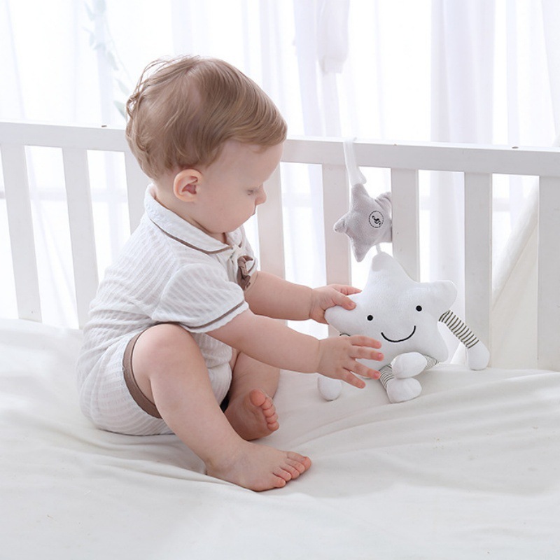 BBSKY white five-pointed star Music wind chime pendant baby car hanging bed hanging 0-1 years old baby plush toy