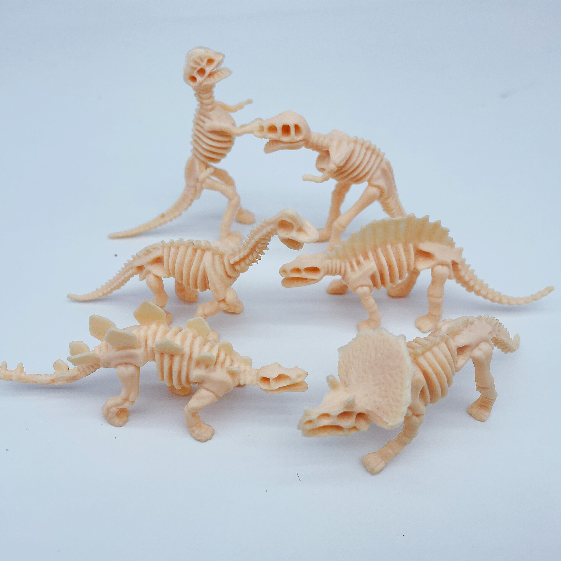 Cross-border simulation soft rubber dinosaur skeleton children's toy archaeological excavation diy puzzle skeleton dinosaur skeleton wholesale