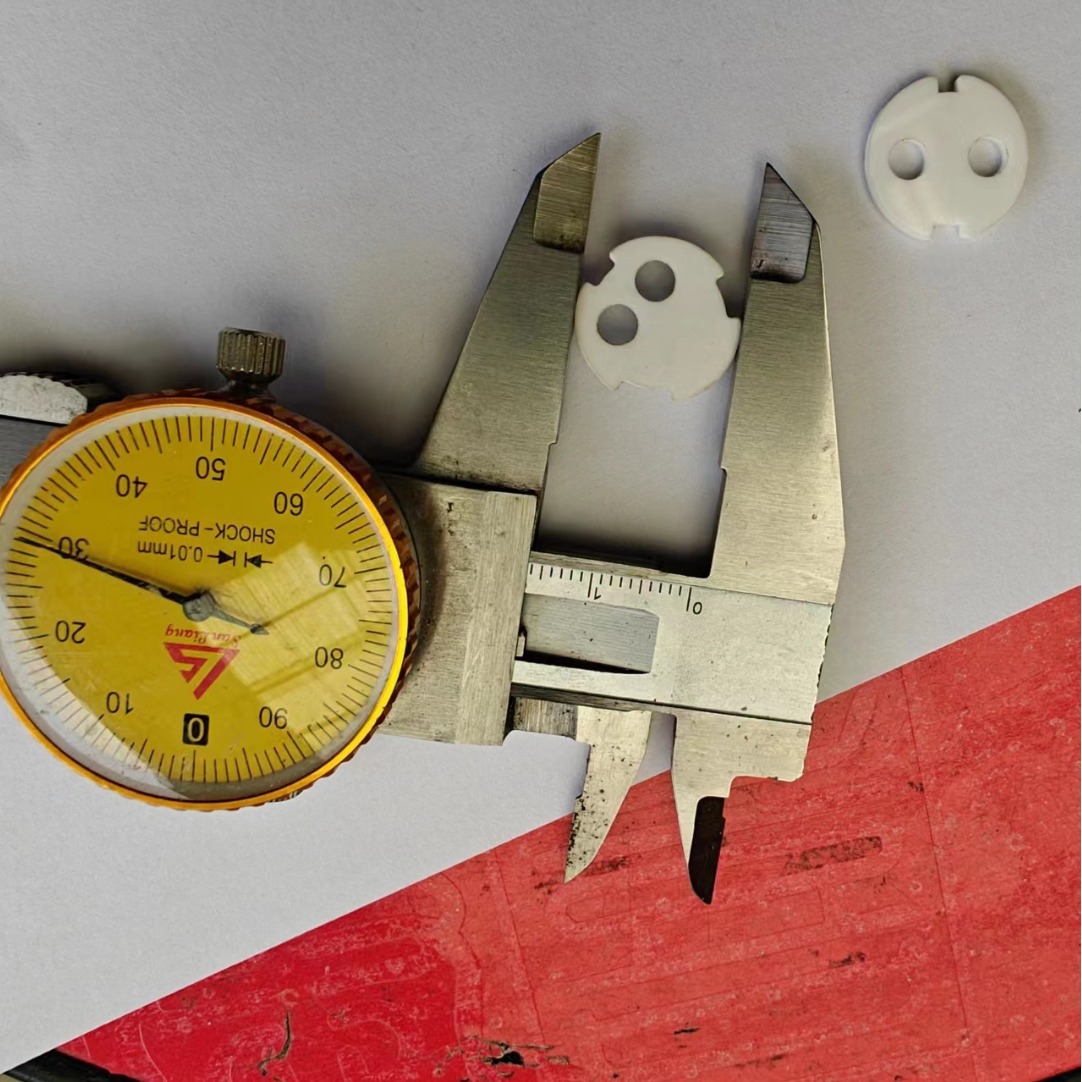 Smiley Face Switch Ceramic Piece Customized Production Fine Grinding Sealed Ceramic Production