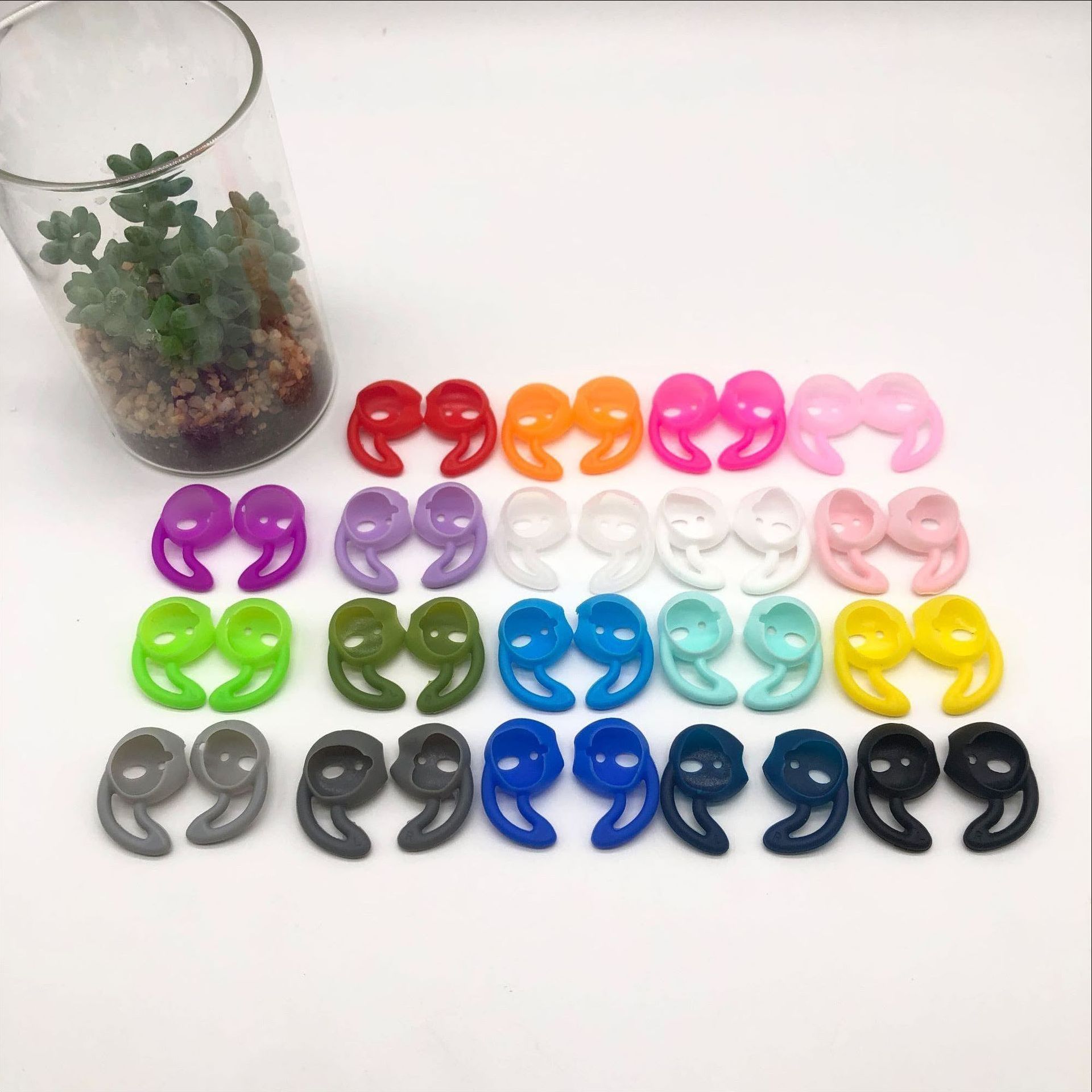 Factory Spot Wholesale Suitable for Apple Bluetooth Headset Anti-Lost Rope Airpodspro3 Wireless Silicone Lanyard