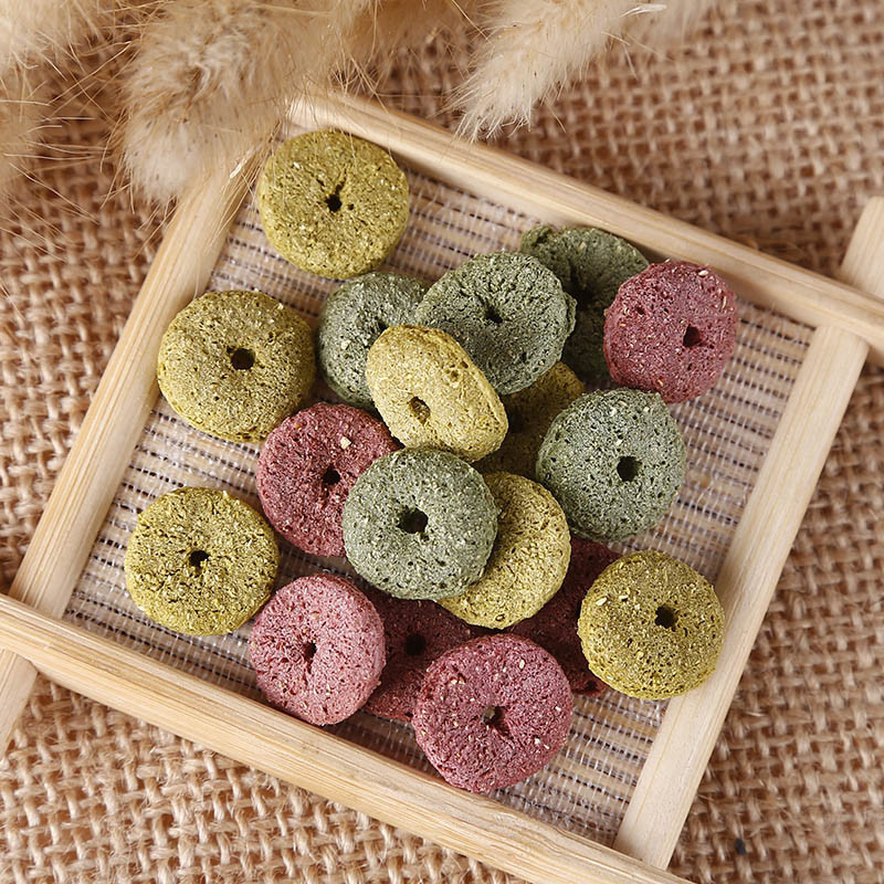 Закуски для шиншилл, 50г фруктов и овощей, тройной травяной круг, бесплатная доставка