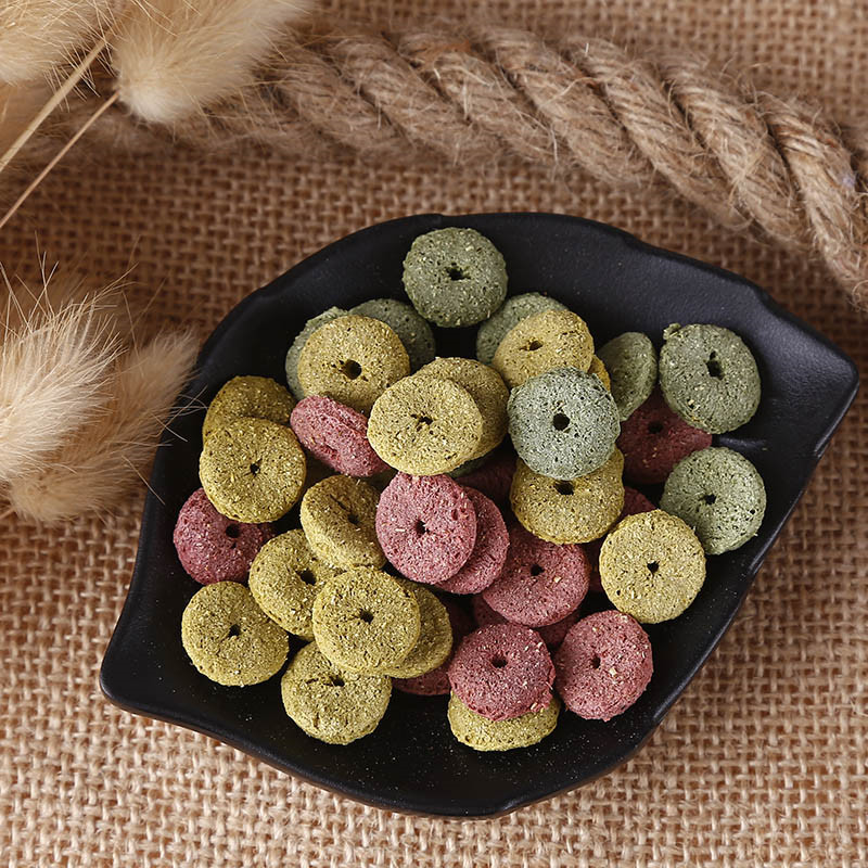 Patch Chinchilla 50g Fruit and Vegetable Tricolor Grass Circle Small Pet Chinchilla Hamster Teething Snacks Free Shipping