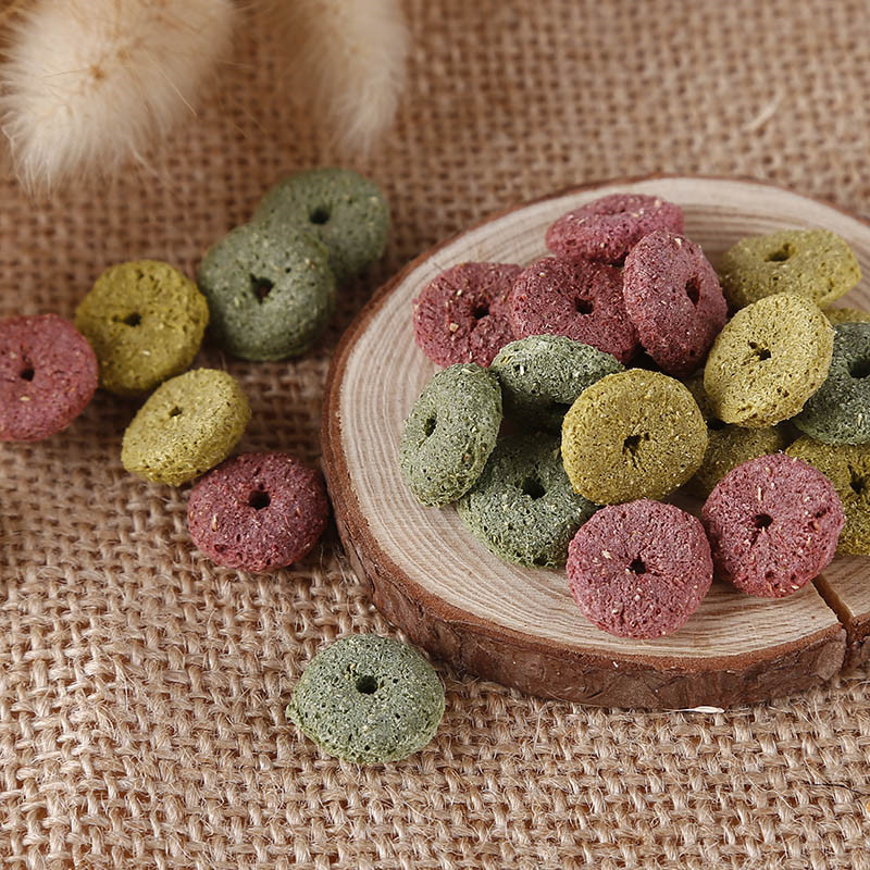 Patch Chinchilla 50g Fruit and Vegetable Tricolor Grass Circle Small Pet Chinchilla Hamster Teething Snacks Free Shipping